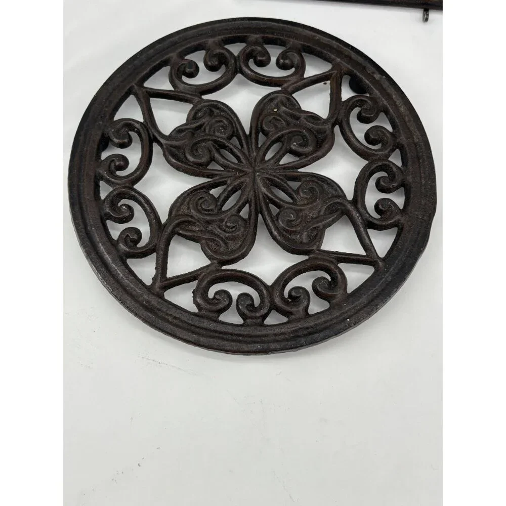 Cast Iron Trivet Flower Trivets with Pegs Heat Resistant Hot Pot Holder,‎ lot of